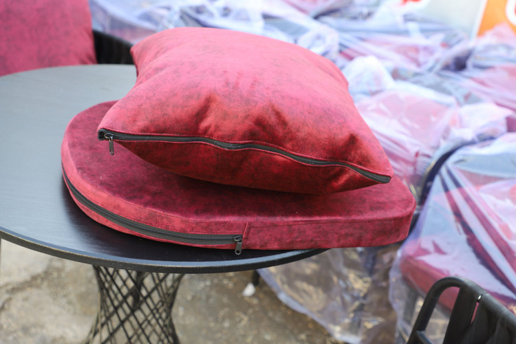 کوسن و کف فوم