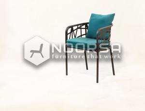 صندلی فلزی نورسا