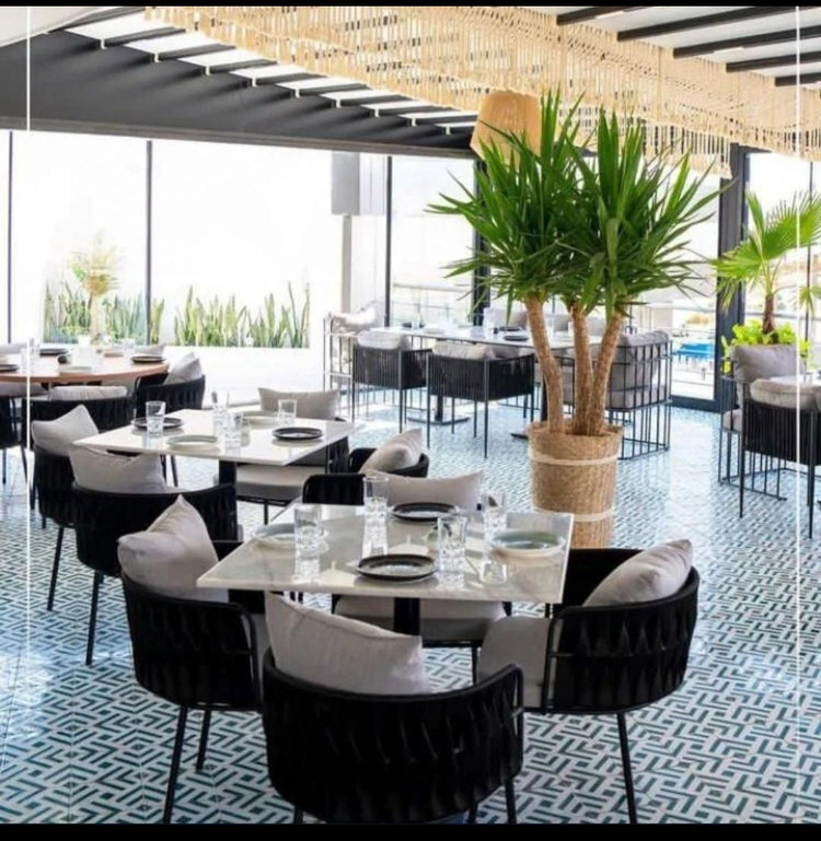 میز و صندلی ناهارخوری ۴ نفره